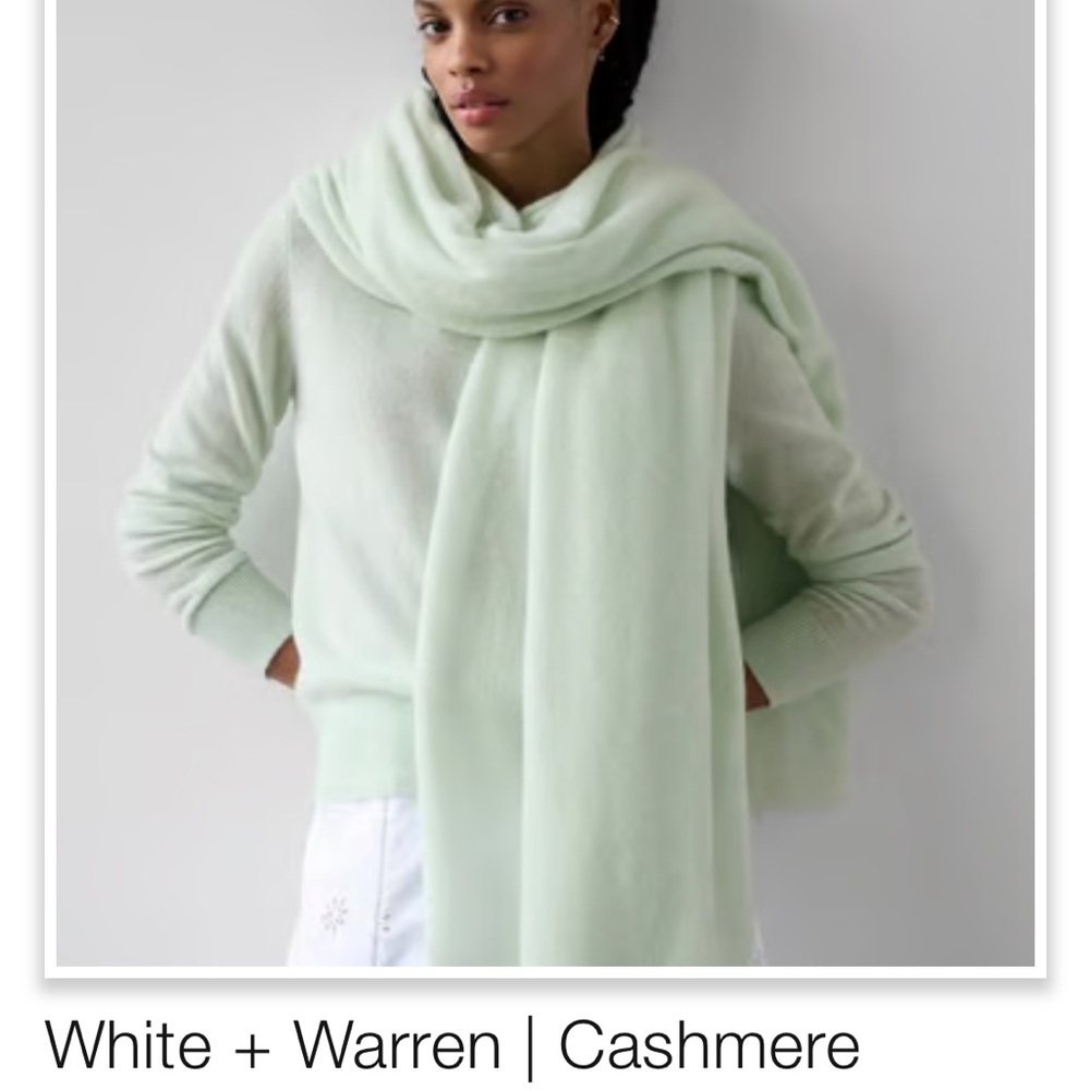 NWT White + Warren Cashmere Crewneck Sweater